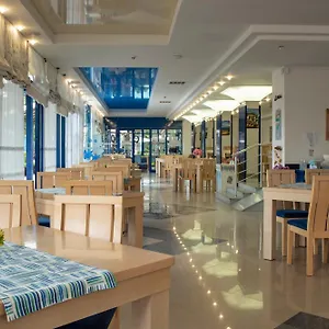 3* Hotel Palace - Half Board