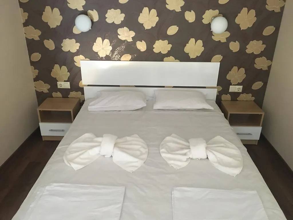 Colosseum 2 Aparthotel  Солнечный берег